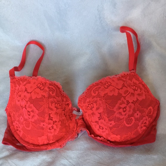 Victoria's Secret Other - 🎄Victoria Secret Lined Demi Bra